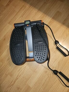 Mini Stepper Exercise Machine w/ Resistance Bands – Like New
